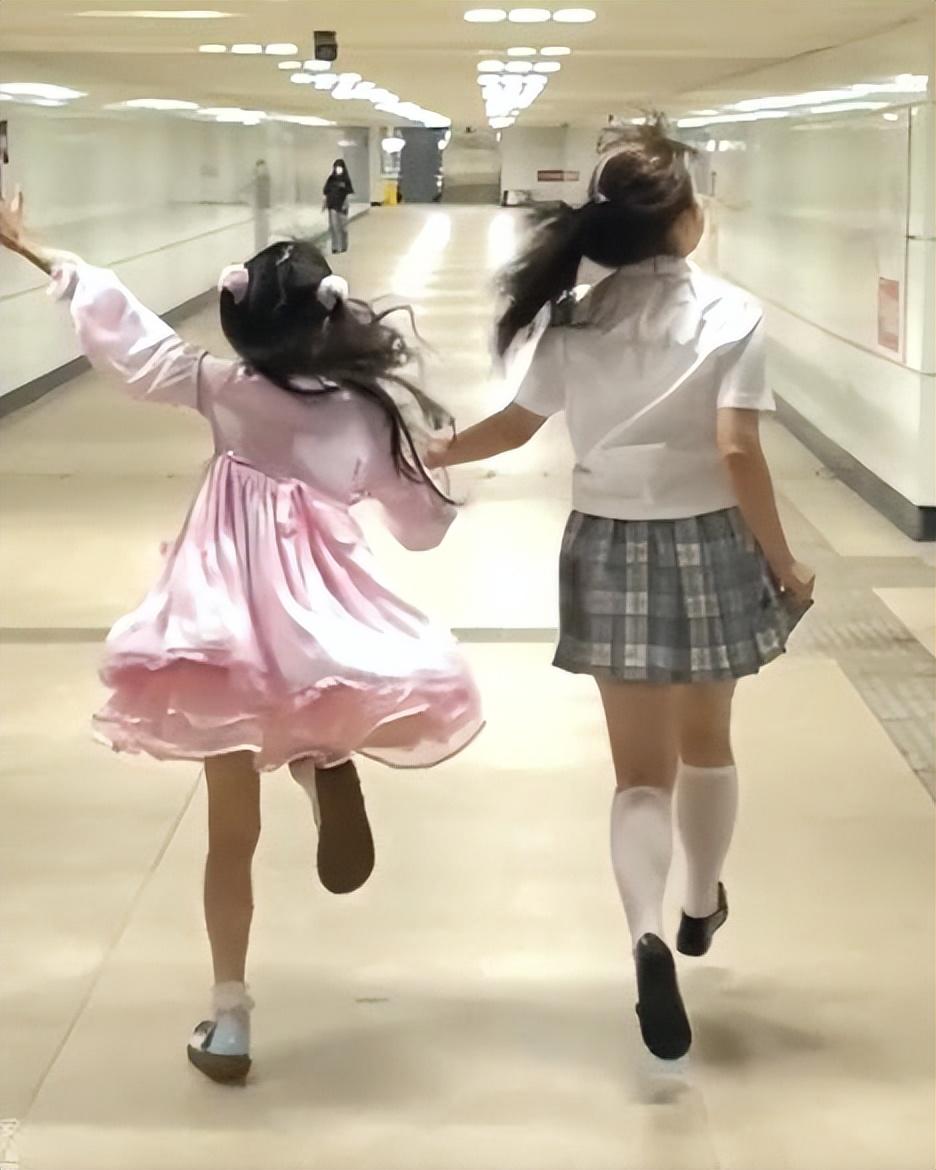 不穿衣服和裤子四年级美女-不穿衣服和裤子四年级美女(图1) 不穿衣服和裤子四年级美女_不穿衣服和裤子四年级美女_不穿衣服和裤子四年级美女