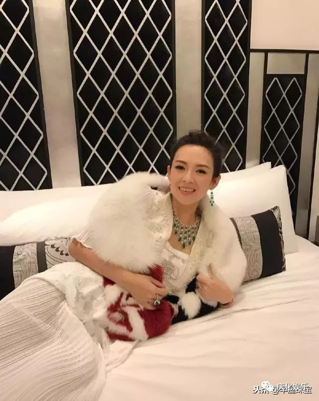 时尚男钻戒指-钻戒款式男(图37) 钻石戒指男款_钻戒款式男_时尚男钻戒指