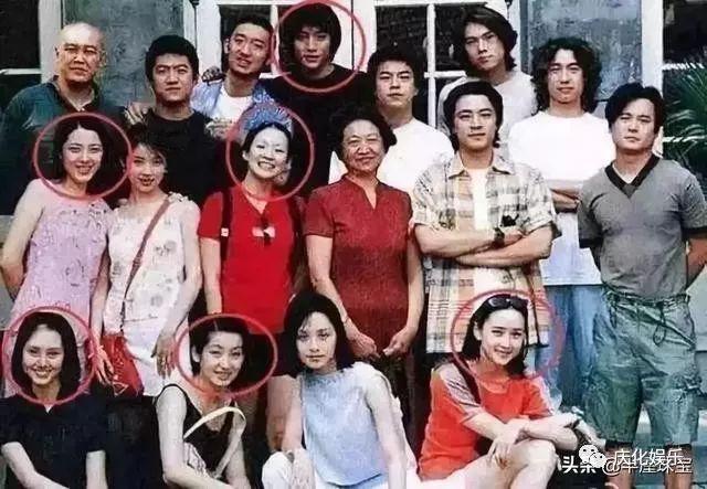 时尚男钻戒指-钻戒款式男(图7) 钻石戒指男款_钻戒款式男_时尚男钻戒指