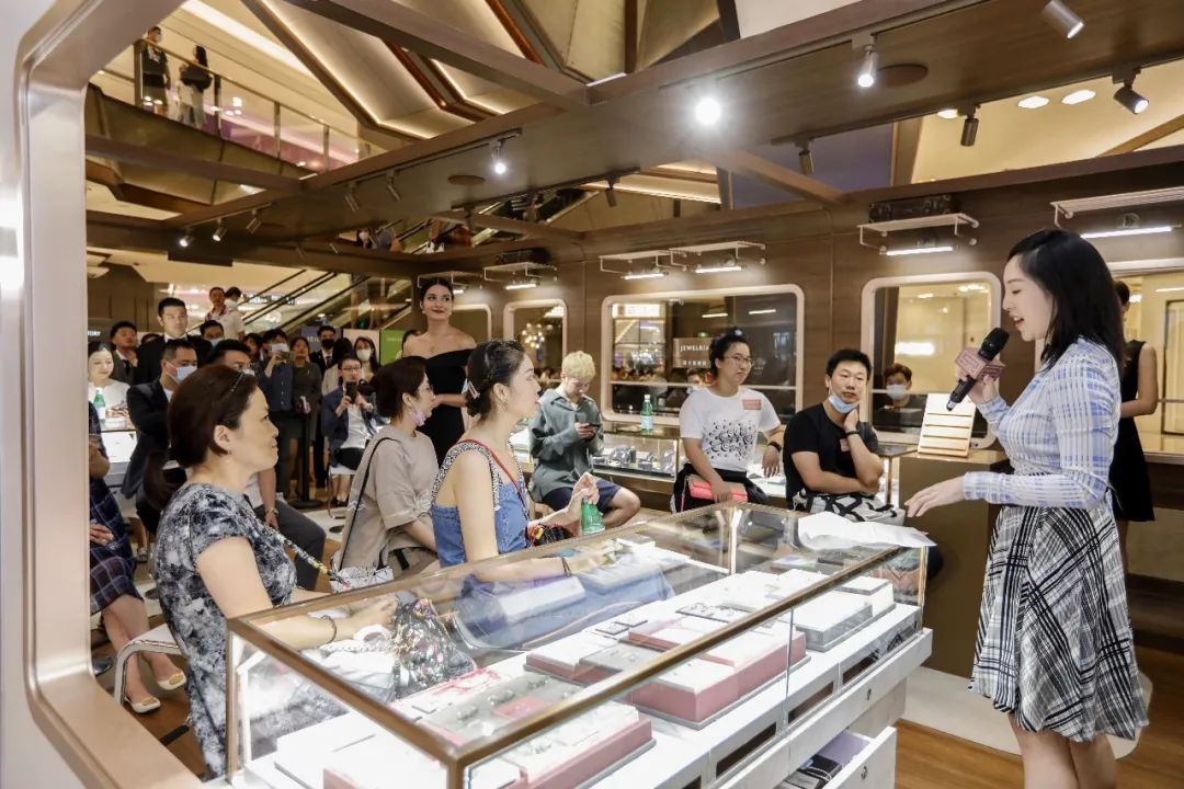 时尚首饰店-首饰名店(图3) 首饰店有哪些比较有名_首饰名店_时尚首饰店