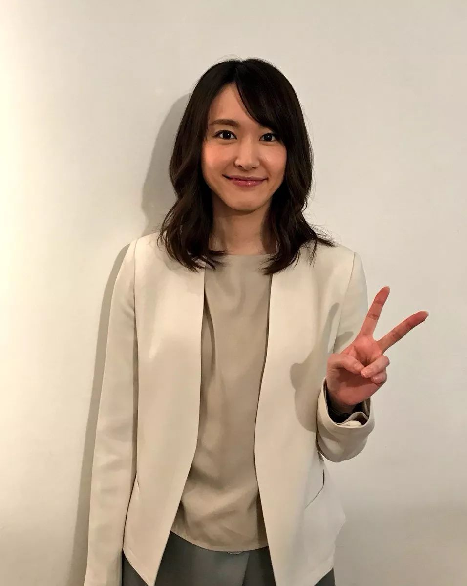 眼镜框时尚女图片-眼镜框时尚款式(图45) 眼镜框效果图_眼镜框时尚女图片_眼镜框时尚款式