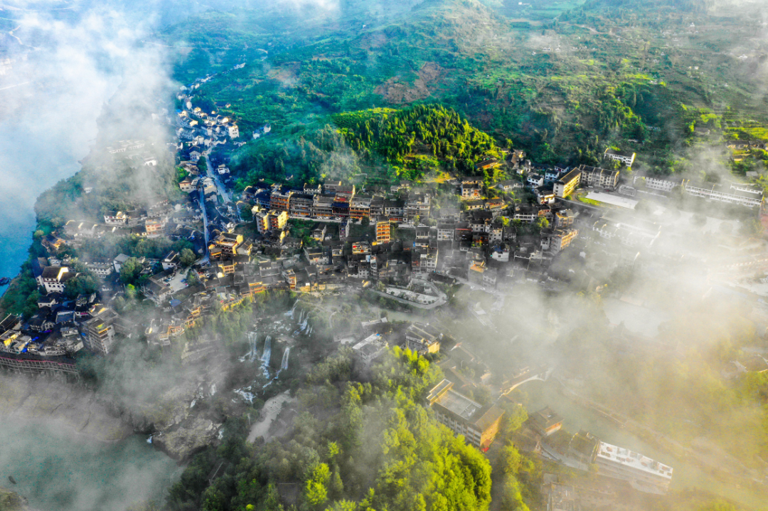 吉首旅游攻略景点必去_吉首旅游攻略_吉首游玩攻略自驾