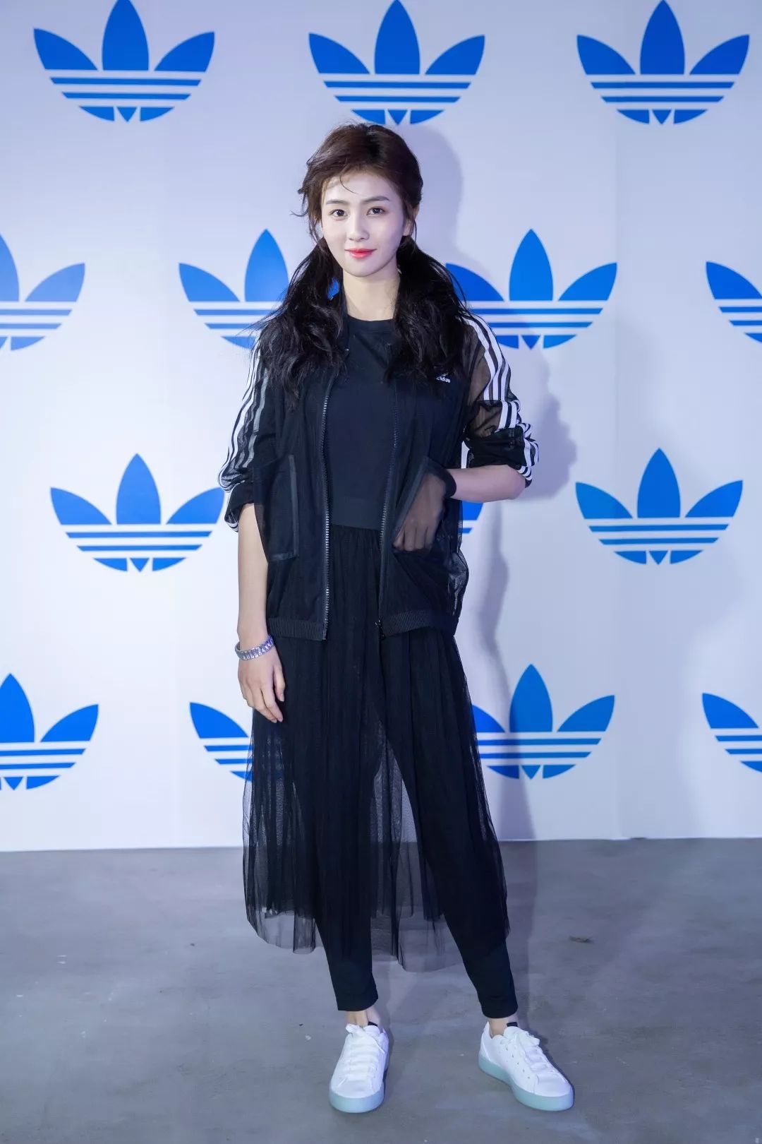时尚酷女生图片-时尚酷酷女孩图片(图29) 酷时尚女生图片唯美_时尚酷酷女孩图片_时尚酷女生图片