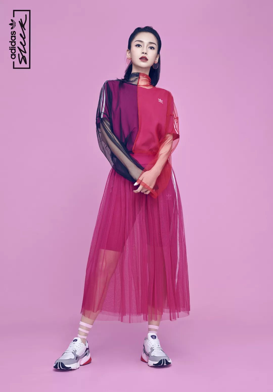 时尚酷女生图片-时尚酷酷女孩图片(图38) 时尚酷酷女孩图片_时尚酷女生图片_酷时尚女生图片唯美