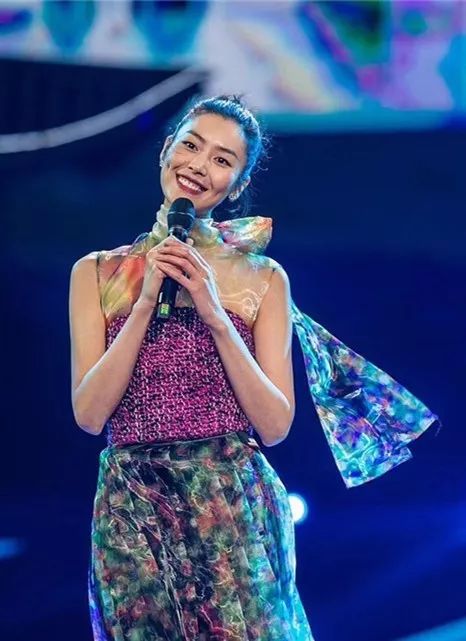 时尚电影 比穿prada的女女魔头更好-时尚女魔头的经典台词(图9) 时尚电影 比穿prada的女女魔头更好_时尚女魔头穿搭_时尚女魔头的经典台词