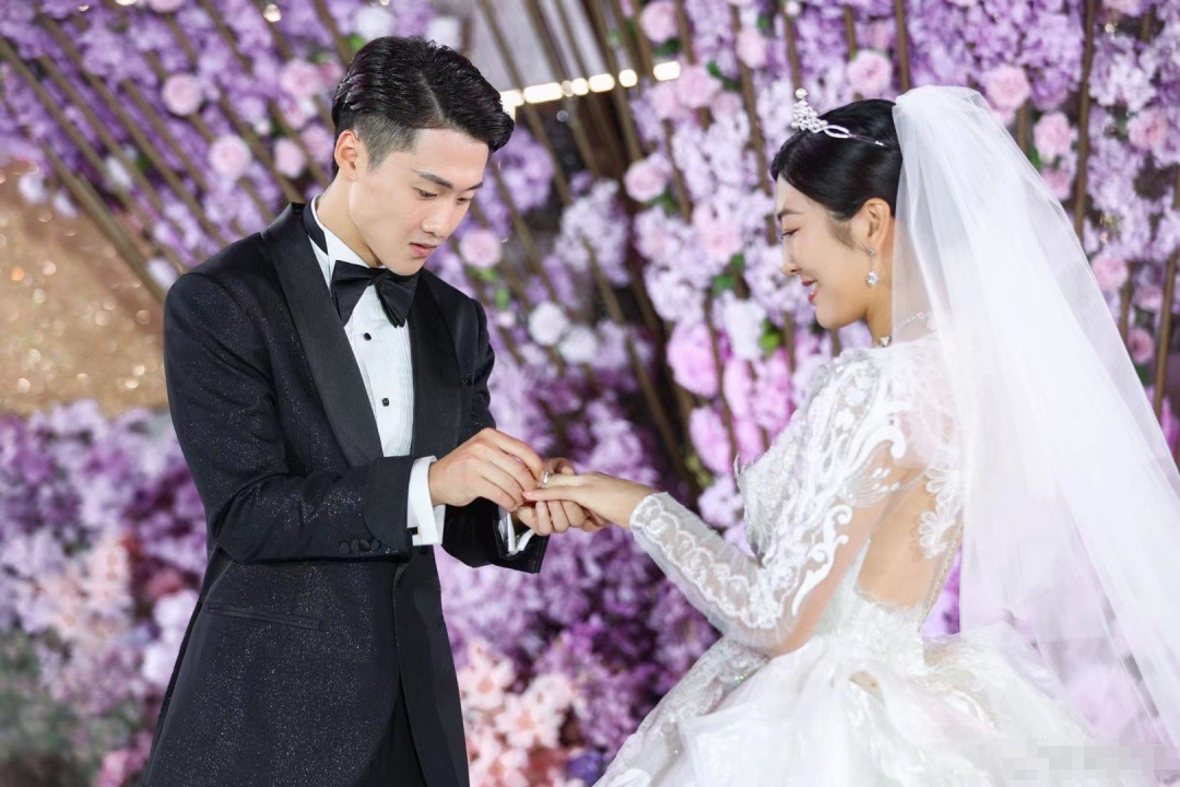 纽约婚纱照_三亚纽约纽约时尚婚纱_三亚纽约纽约时尚婚纱摄影