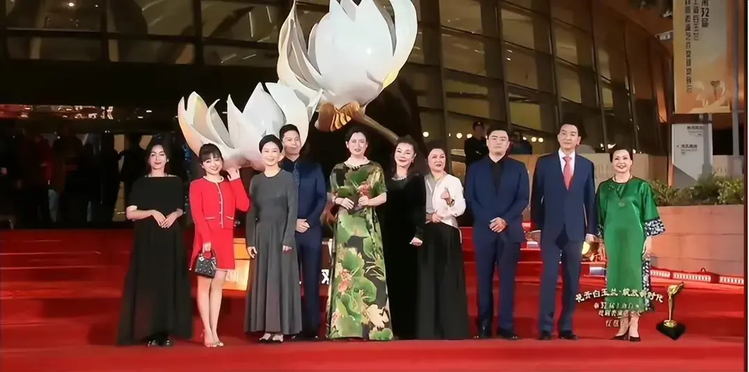 凤凰时尚明星_凤凰时尚之选颁奖盛典_凤凰时尚盛典2019