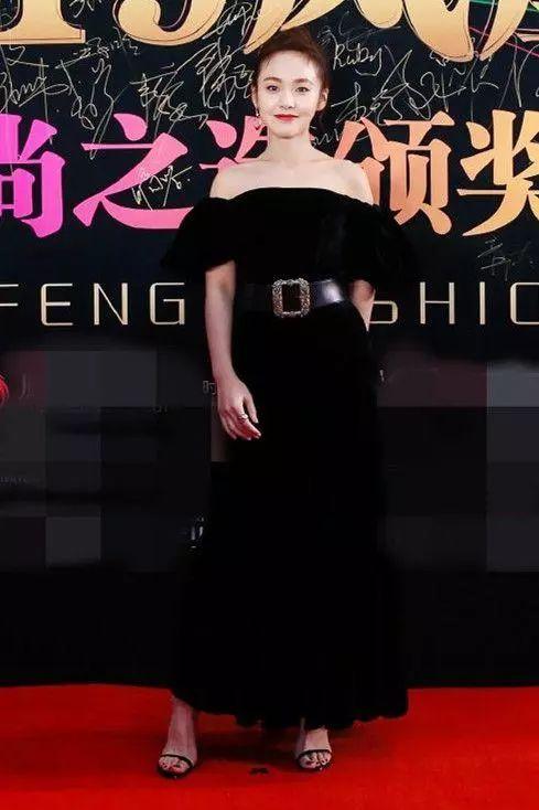 凤凰时尚明星-凤凰时尚盛典2019(图15) 凤凰时尚明星_凤凰网明星_凤凰时尚盛典2019