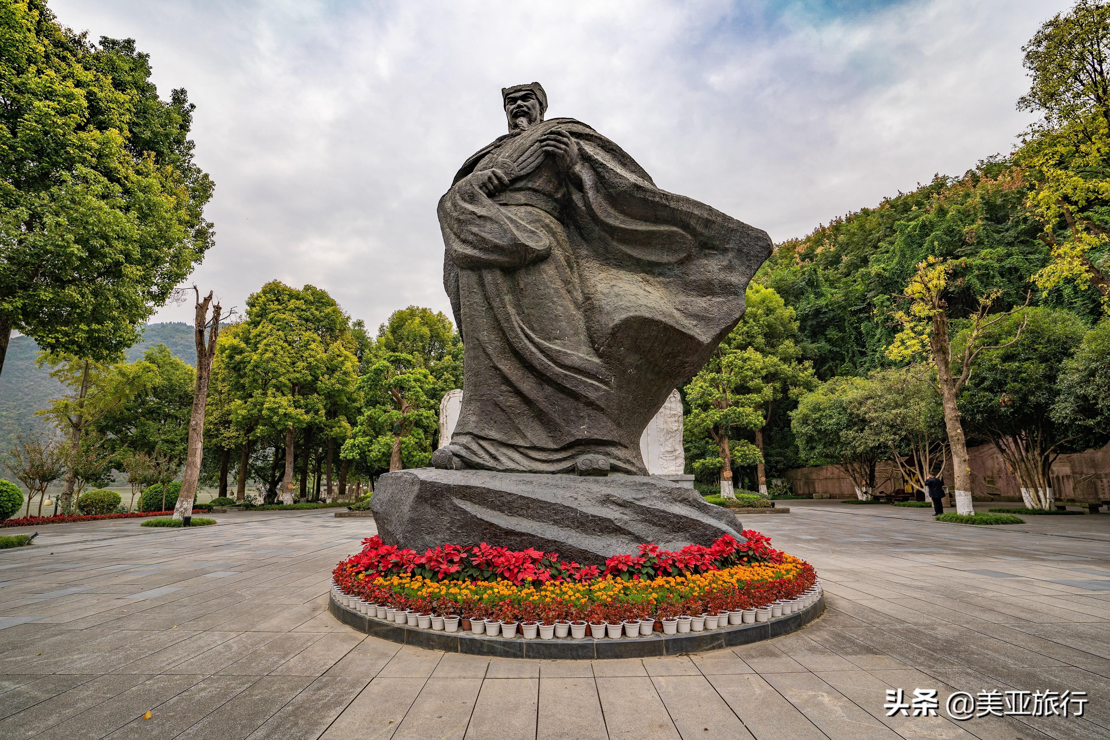 坐豪华游轮旅游攻略_坐游轮好玩吗_想坐豪华游轮旅游在哪里坐