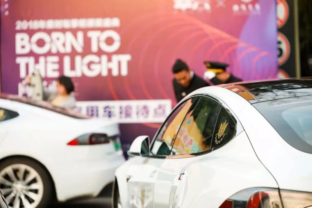大片派对时尚图片_时尚派对大片_派对打扮