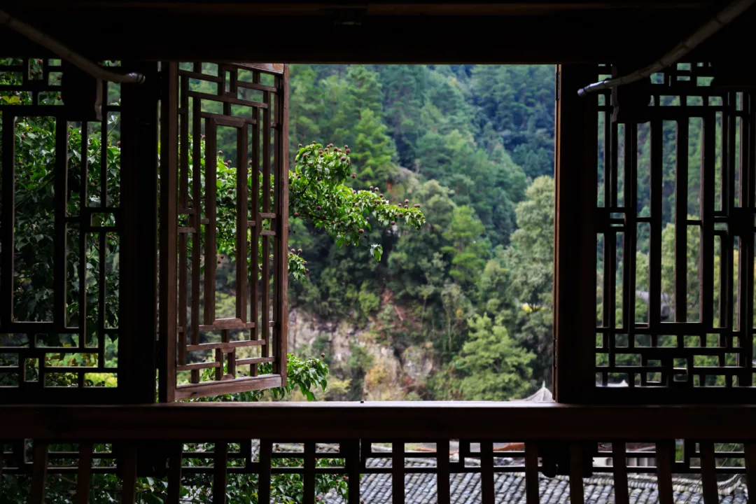 瑶寨度假村_三排瑶寨旅游攻略_瑶寨门票