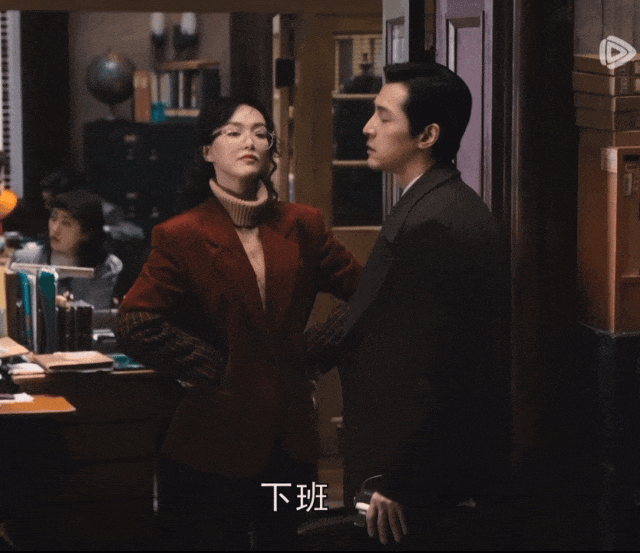 90年代的时尚-时尚年纪(图5) 时尚年纪_时尚年代盘点_90年代的时尚