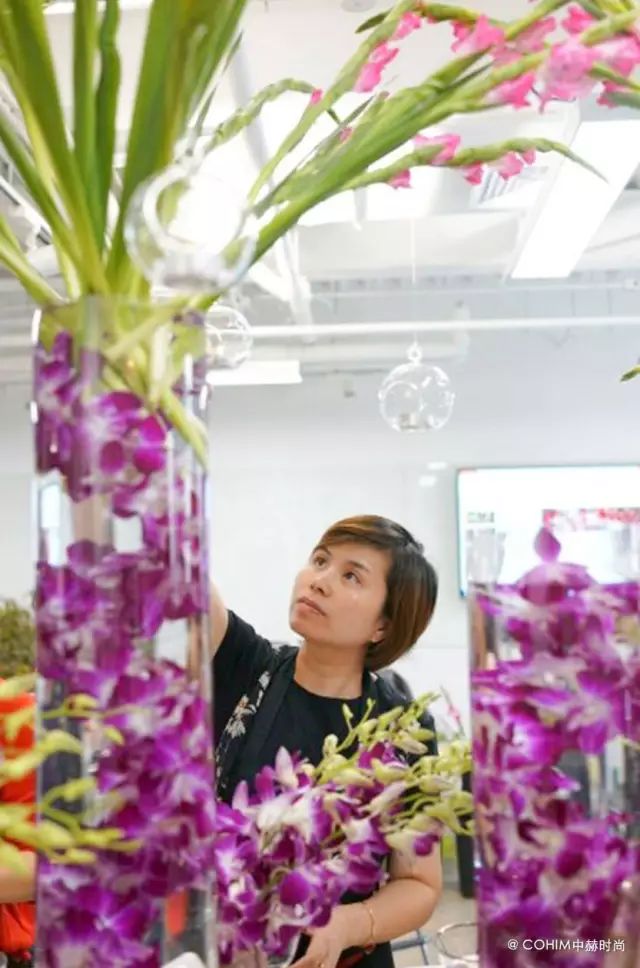 中赫时尚花艺-时尚中赫花艺怎么样(图2) 中赫时尚花艺_中赫时尚花艺师出来的人怎么样_时尚中赫花艺怎么样