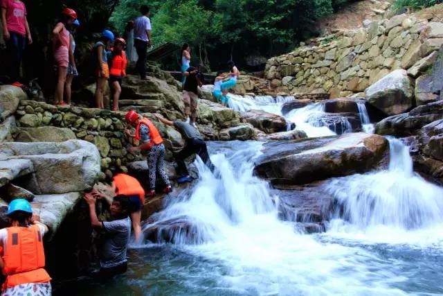 婺源西线旅游攻略_婺源西线最值得去的三个景点_婺源西线旅游景点