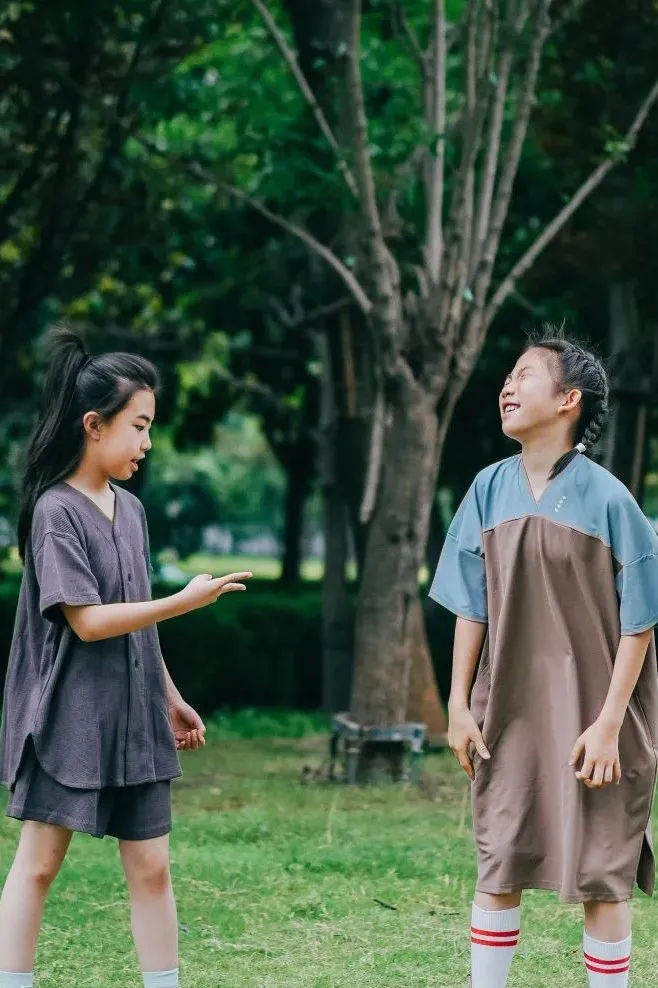 时尚工装服-时尚工装图片大全(图64) 时尚工装图片大全_时尚工装品牌有哪些_时尚工装服