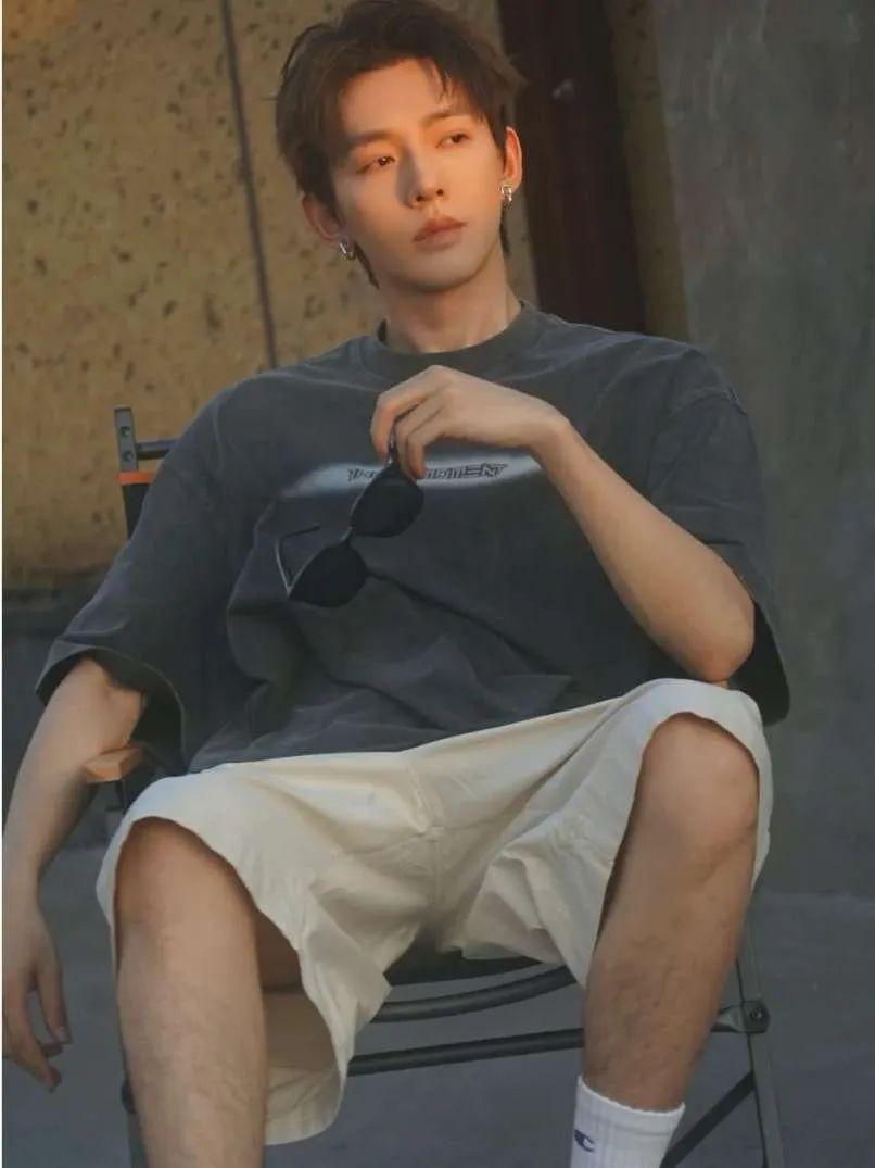 时尚男士短袖_时尚短袖男装_男时尚短袖