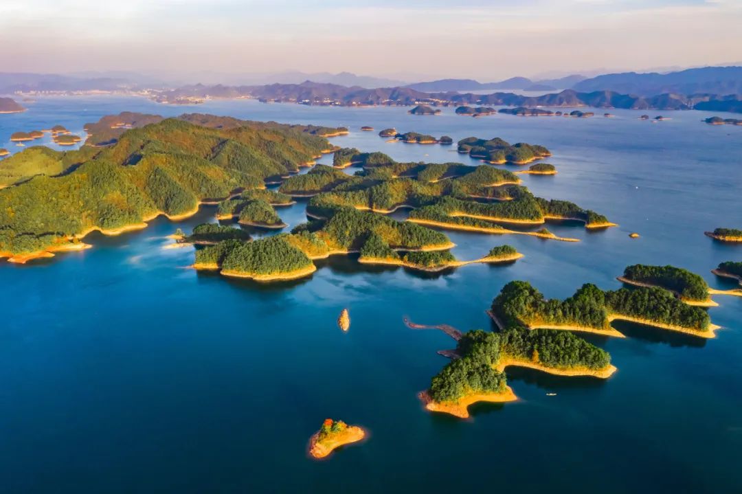 青海湖旅游线路精选_青海湖旅游攻略路线4天_2024青海湖旅游攻略