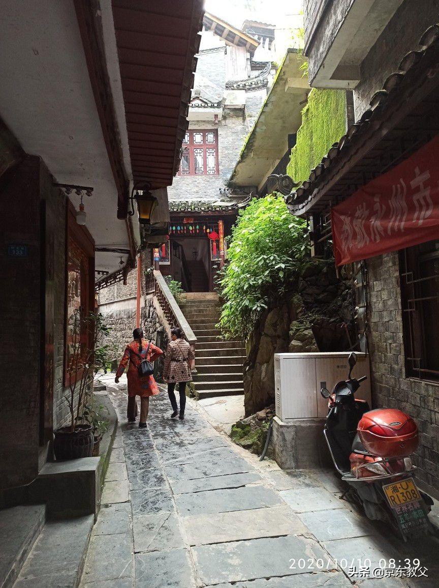 去凤凰古城旅游攻略_古城凤凰有什么好玩的_凤凰古城景区地址