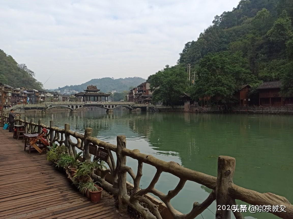 古城凤凰有什么好玩的_凤凰古城景区地址_去凤凰古城旅游攻略