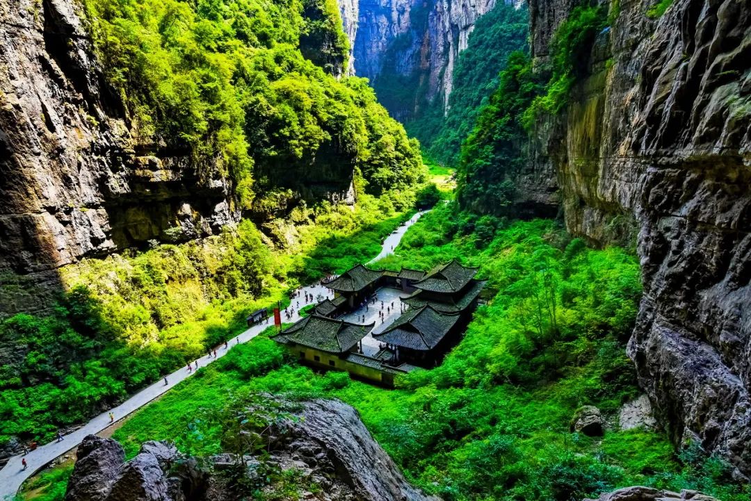 攻略重庆旅游景点路线_重庆一日旅游攻略_攻略重庆旅游的地方