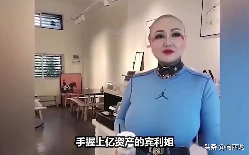 女王服装时尚店地址_女王新款服装实体店_时尚女王服装店