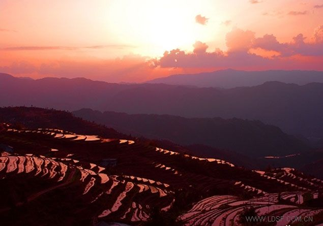 梅山龙宫旅游攻略_梅山龙宫旅游时间_梅山龙宫好玩吗
