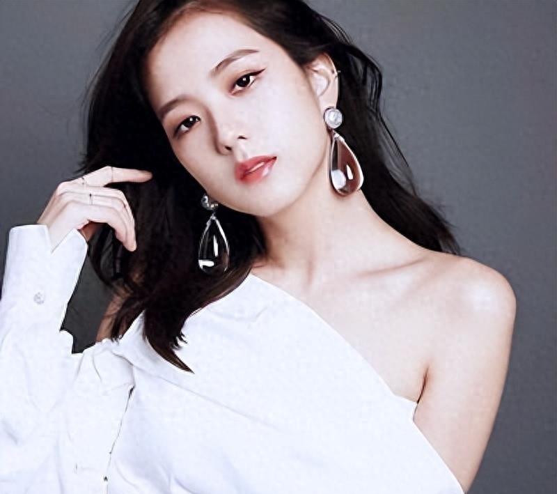 明星时尚韩国女星是谁_韩国最时尚的女明星_明星时尚韩国女星有哪些