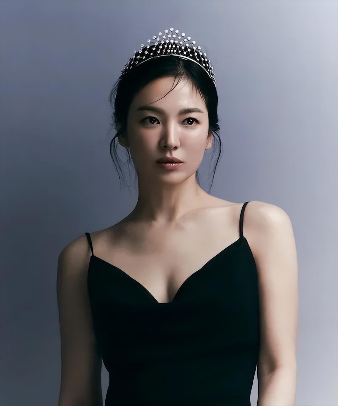 韩国明星时尚穿搭_韩国最时尚的女明星_明星时尚韩国女星是谁