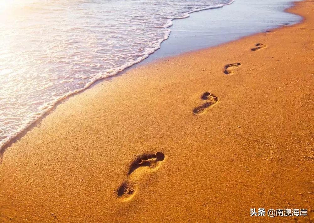 巴厘岛度假胜地_巴厘岛金巴兰海滩图片_巴厘岛金银岛旅游攻略