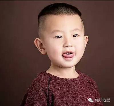 短发时尚美女头像_短发时尚发型_时尚个性短发图片男