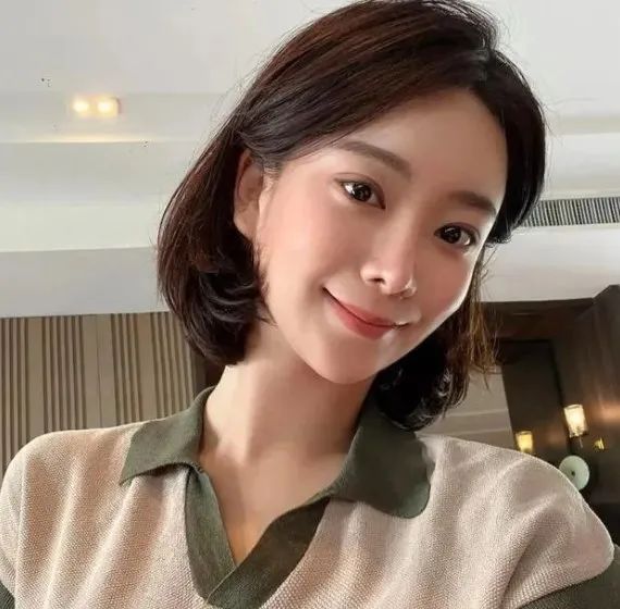 2921短发造型_2024时尚短发造型_短发造型时尚