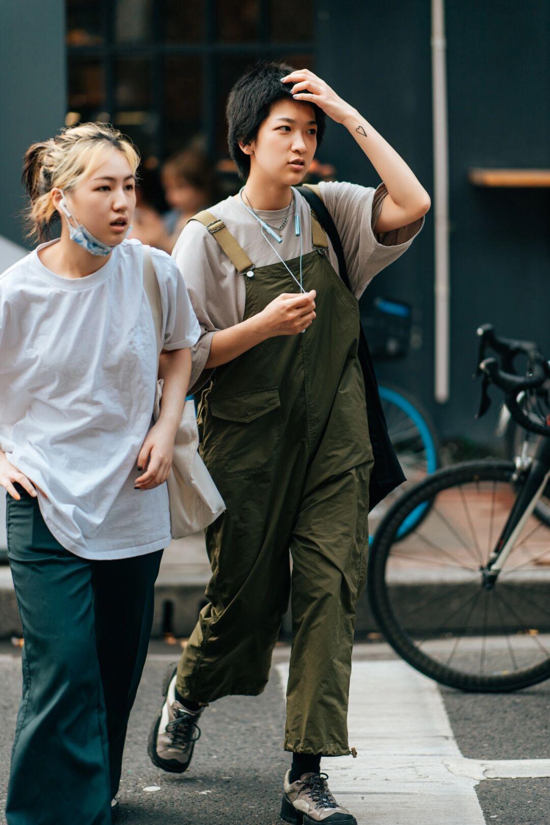 时尚街拍-时尚街拍(图13) 时尚街拍_时尚街拍_时尚街拍