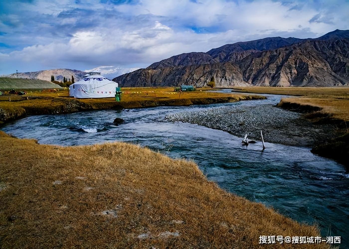 新疆伊犁游玩攻略_新疆伊犁旅游线路_新疆伊犁旅游攻略