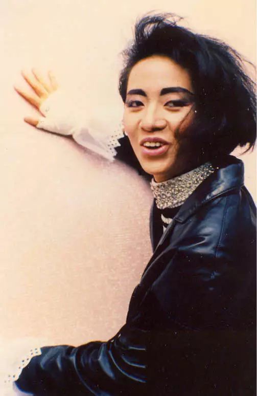 80年代的时尚偶像-偶像时尚年代排名(图51) 80年代的时尚偶像_偶像时尚年代排名_时尚偶像的诞生