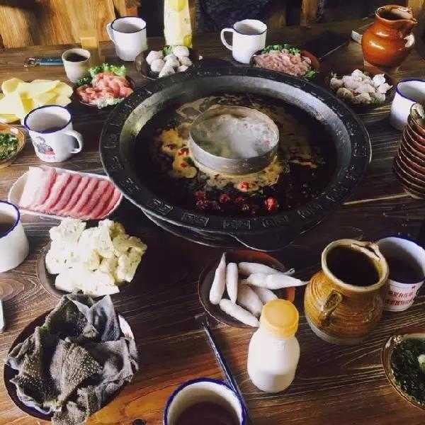 云南旅游一月份_云南十一月份旅游攻略_云南旅游几月是旺季
