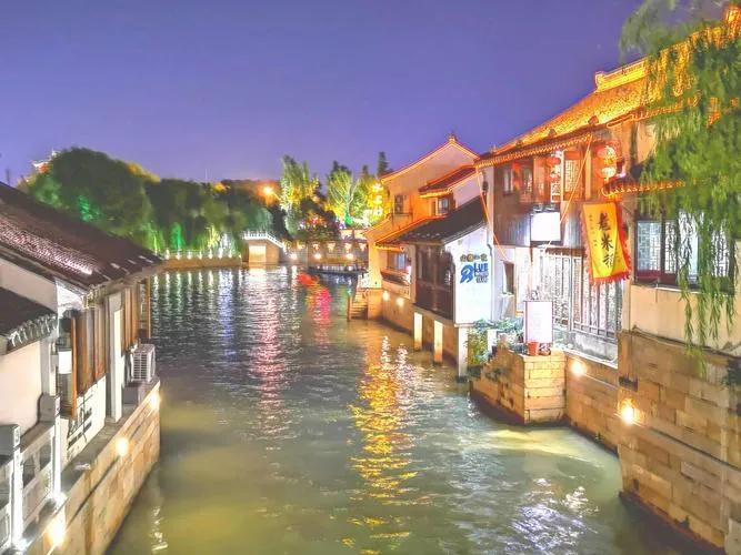 罗马尼亚卫生部长_苏州6月旅游攻略_火红的萨日朗设为铃声