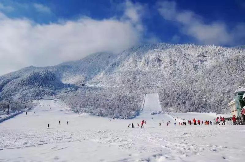 成都西岭雪山好玩儿吗_成都西岭雪山旅游攻略_雪山攻略成都旅游西岭怎么去