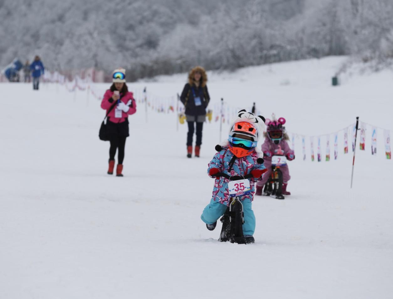 成都西岭雪山_成都西岭雪山旅游攻略_成都西岭雪山好玩儿吗