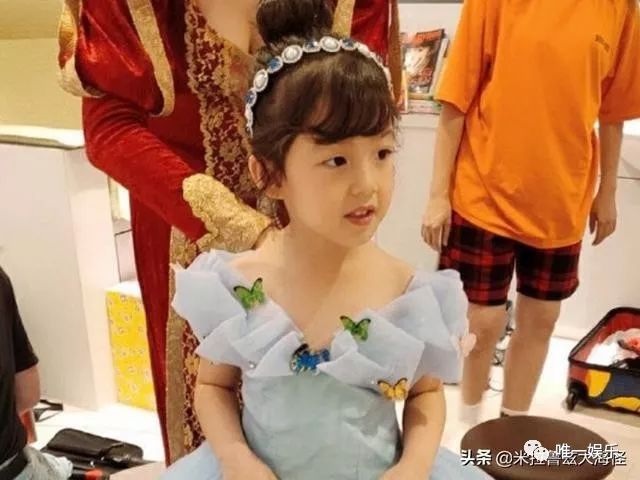 芭比公主时尚达人_芭比公主时尚专家_芭比公主之时尚达人