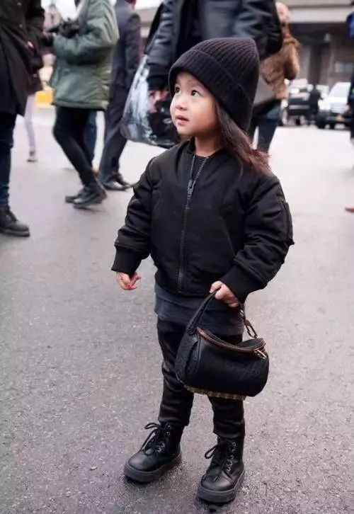 娃娃纸娃娃_时尚纸娃娃_娃娃纸样