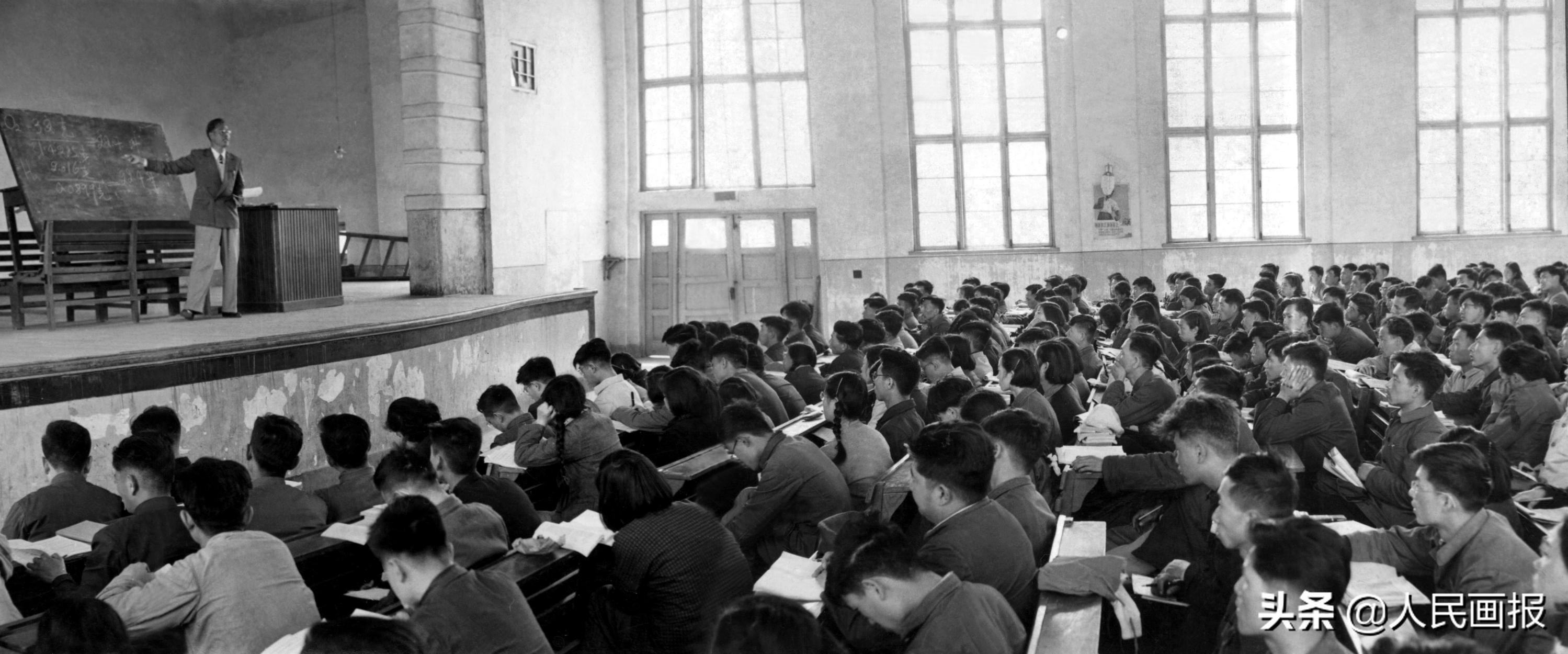 中央人民广播电台，伴随几代中国人的“好声音”