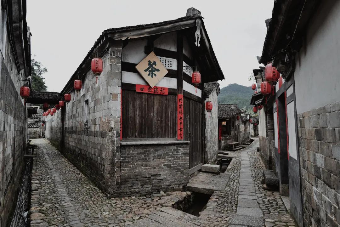 龙岩山国家森林公园_龙岩的山_龙岩冠豸山旅游攻略