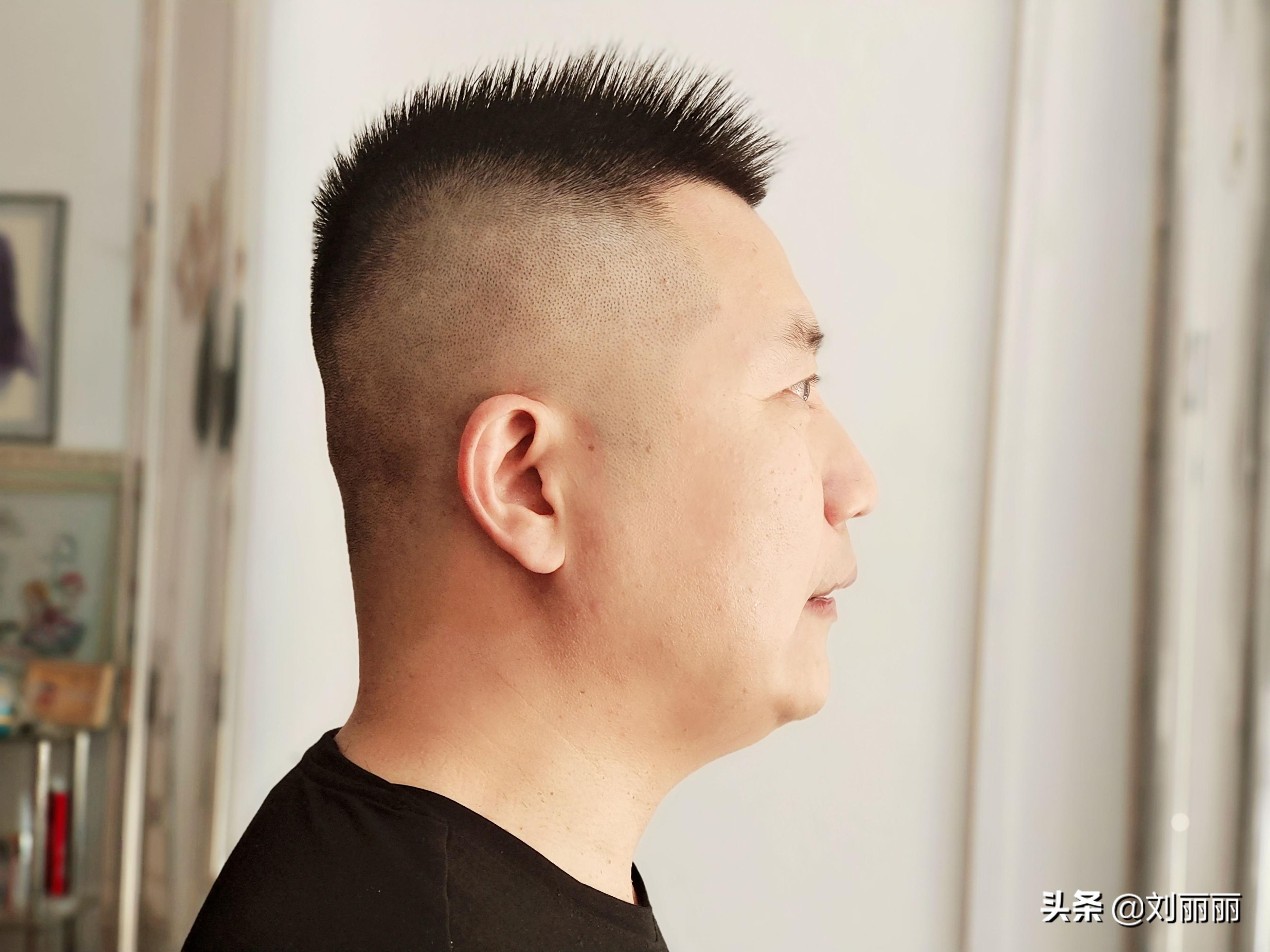 时尚成熟男士发型图片-男士成熟时尚发型图片(图14) 男士成熟的发型图片_时尚成熟男士发型图片_男士成熟时尚发型图片